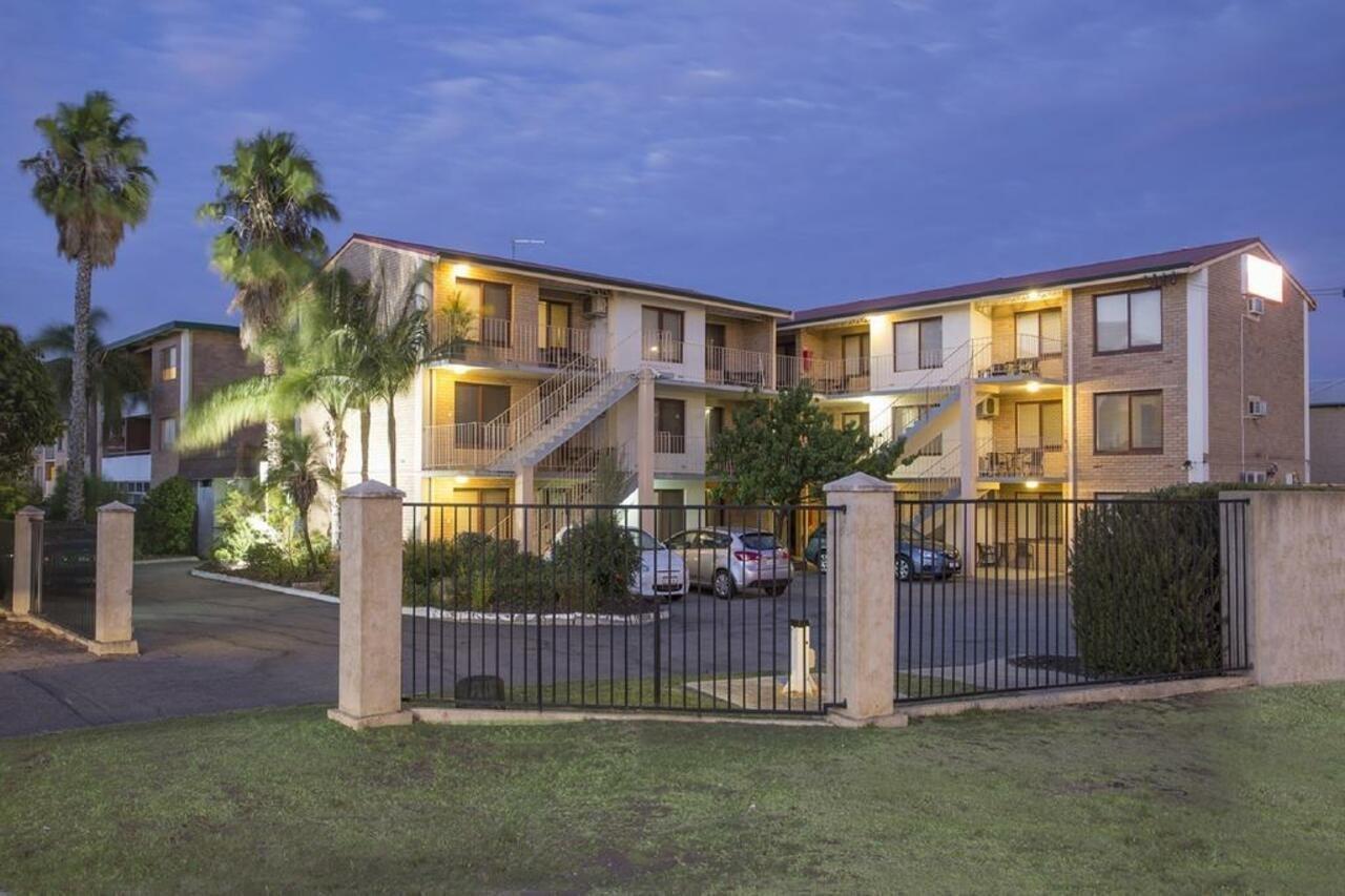 Burswood Lodge Apartments Пърт Екстериор снимка