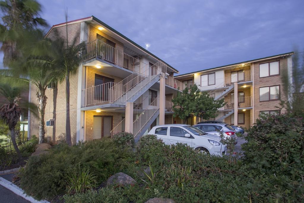 Burswood Lodge Apartments Пърт Екстериор снимка